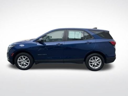 Used 2022 Chevrolet Equinox LS w/ Driver Confidence II Package AWD/4WD image 13