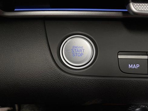 New 2026 Hyundai Elantra Limited image 22