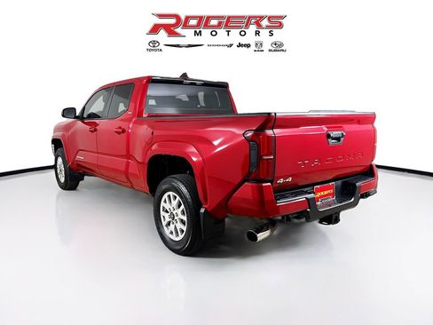 Certified 2025 Toyota Tacoma SR5 image 6