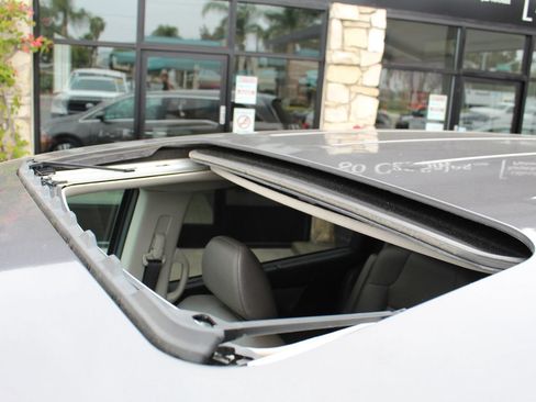 Used 2015 Honda Odyssey EX-L image 31