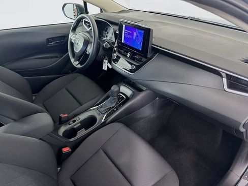 Certified 2025 Toyota Corolla LE FWD image 28