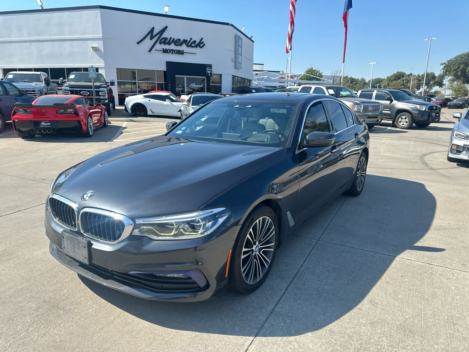 Used 2017 BMW 540i RWD image 1