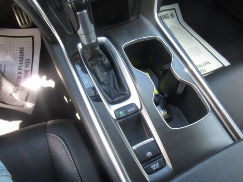 Used 2020 Honda Accord Sport image 19