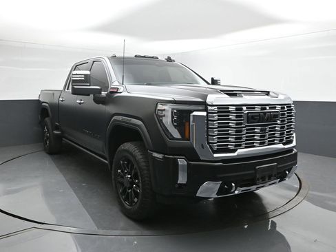 Used 2024 GMC Sierra 2500 Denali w/ Denali Reserve Package image 22