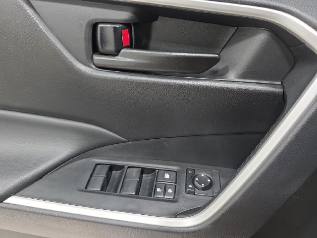 Certified 2023 Toyota RAV4 LE AWD/4WD image 25