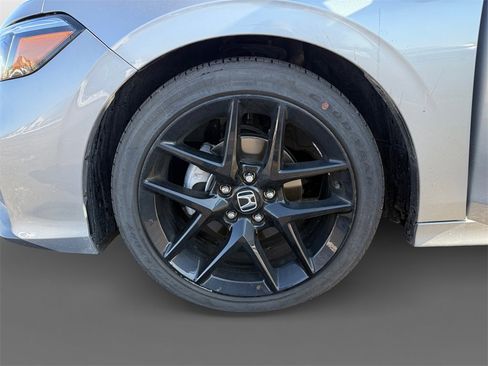 Certified 2025 Honda Civic Sport image 13