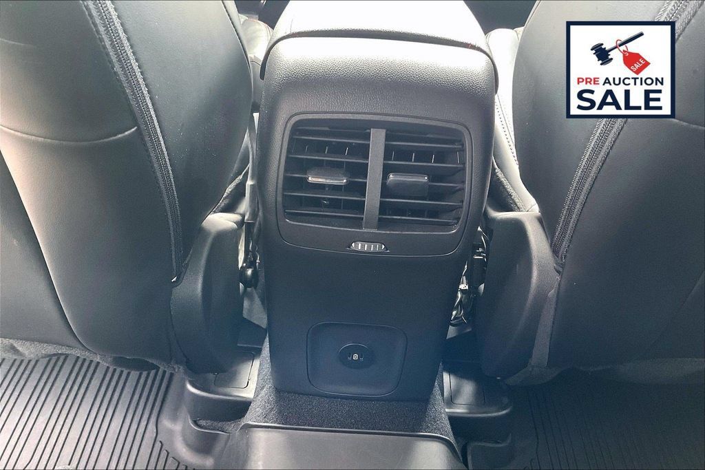 Used 2024 Ford Escape ST-Line w/ Tech Pack #1 AWD/4WD image 34