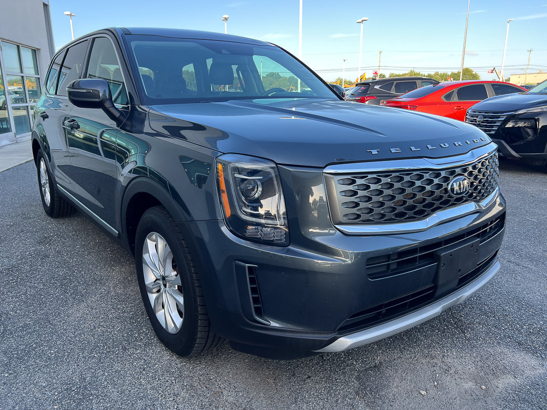 Used 2020 Kia Telluride LX AWD/4WD image 15
