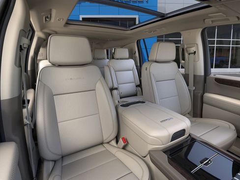 New 2026 GMC Yukon XL Denali w/ Sun & Power Step Package RWD image 17