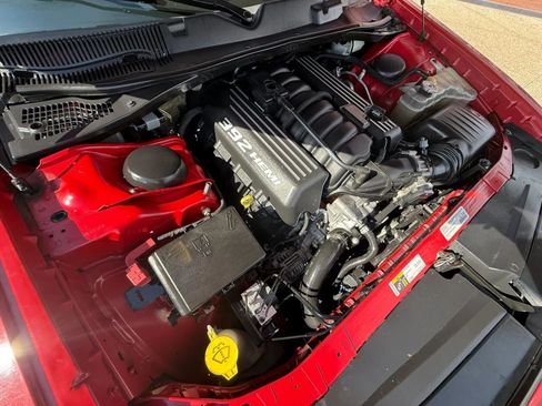 Used 2015 Dodge Challenger SRT w/ Technology Group RWD image 23