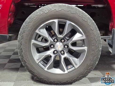 Used 2023 Chevrolet Silverado 1500 LT AWD/4WD image 26