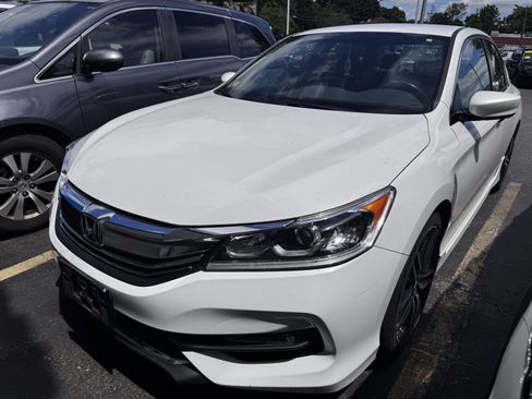 Used 2017 Honda Accord Sport image 1
