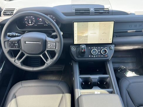 New 2026 Land Rover Defender 110 S AWD/4WD image 10