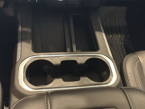 Used 2020 GMC Sierra 1500 SLT w/ SLT Premium Plus Package image 29