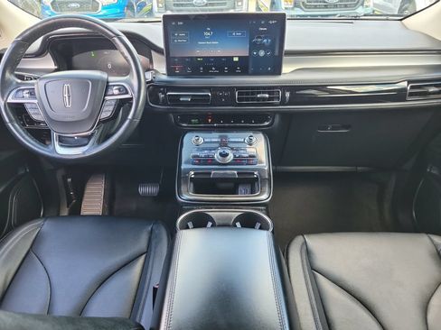 Certified 2023 Lincoln Nautilus FWD w/ Premium Package image 11