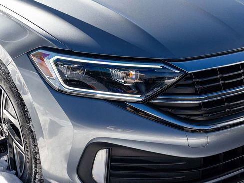 Used 2024 Volkswagen Jetta SEL image 36