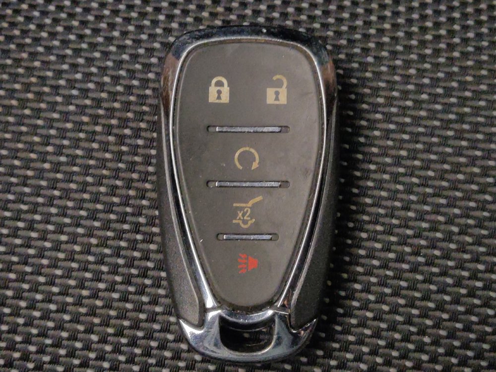 Used 2023 Chevrolet Traverse LT FWD image 32