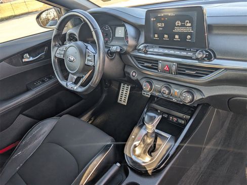 Used 2020 Kia Forte GT-Line w/ GT-Line Premium Package image 8