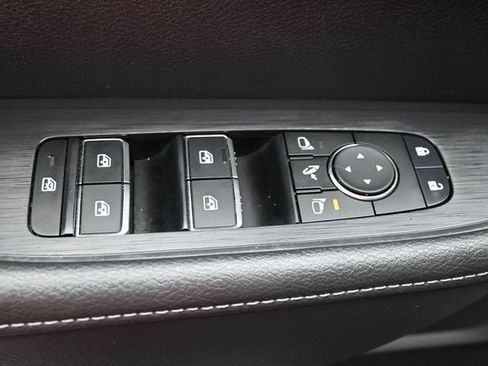 Used 2025 Nissan Armada Platinum AWD/4WD image 13