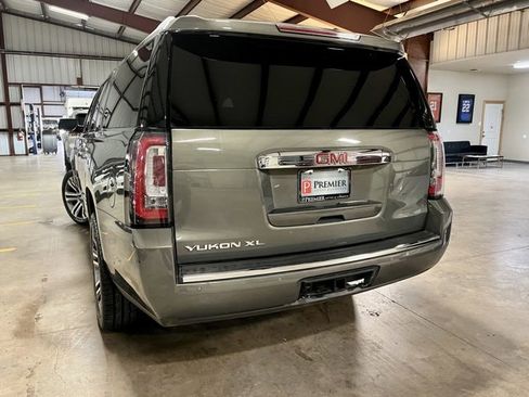 Used 2018 GMC Yukon XL Denali w/ Denali Ultimate Package image 8