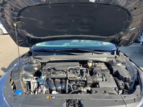 Used 2025 Kia K4 FWD image 32