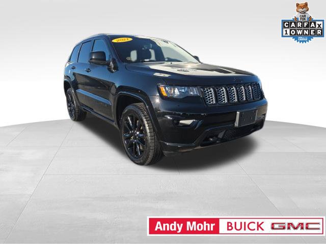 Used 2021 Jeep Grand Cherokee Altitude AWD/4WD image 3