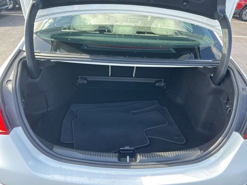 Used 2025 Mercedes-Benz C 300 Sedan image 28