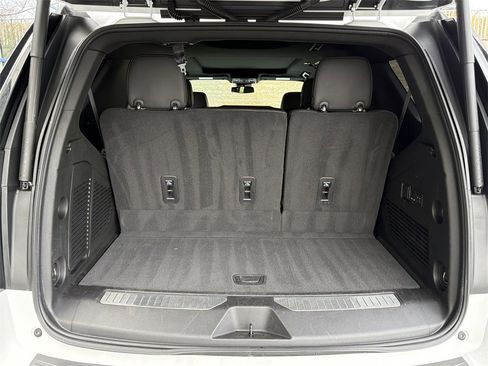 Used 2023 Chevrolet Tahoe Z71 w/ Luxury Package image 18