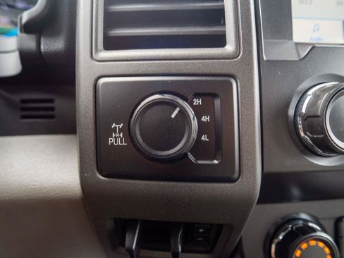 Used 2021 Ford F250 XL w/ Power Equipment Group AWD/4WD image 22