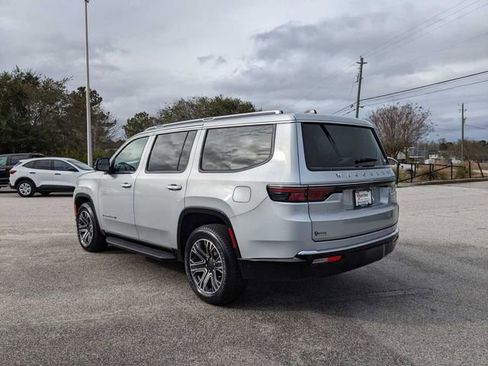 New 2024 Jeep Wagoneer 4WD w/ Premium Group I image 5