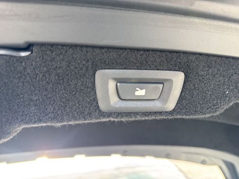 Used 2024 Lucid Air Touring image 28