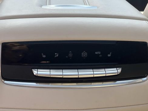 Used 2025 Cadillac Escalade Sport Platinum AWD/4WD image 18