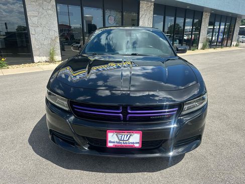 Used 2018 Dodge Charger GT AWD/4WD image 10