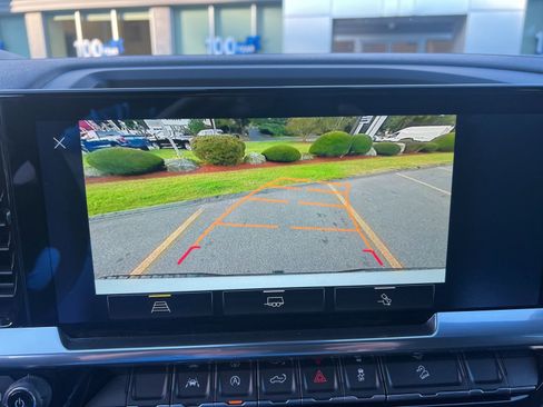 Used 2024 Chevrolet Silverado 1500 LT Trail Boss w/ Convenience Package II image 30