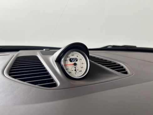 Used 2019 Porsche 911 GT3 RS image 21