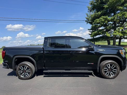 Used 2020 GMC Sierra 1500 AT4 w/ AT4 Premium Package AWD/4WD image 7