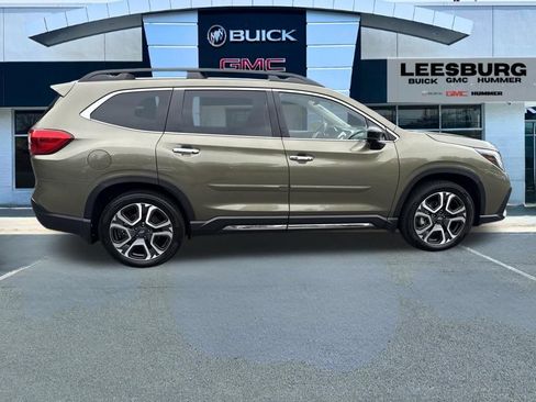 Used 2024 Subaru Ascent Touring AWD/4WD image 8