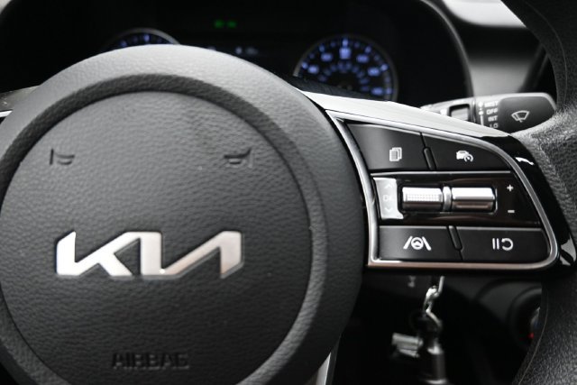 Used 2024 Kia Forte LXS FWD image 26