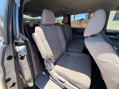 Used 2016 Honda Odyssey EX image 12