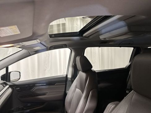Used 2019 Honda Odyssey Elite image 29
