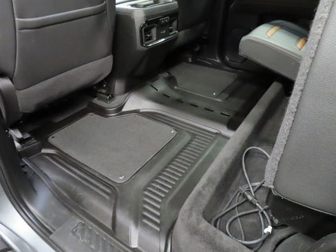 Used 2024 GMC Sierra 1500 AT4 w/ Technology Package image 56