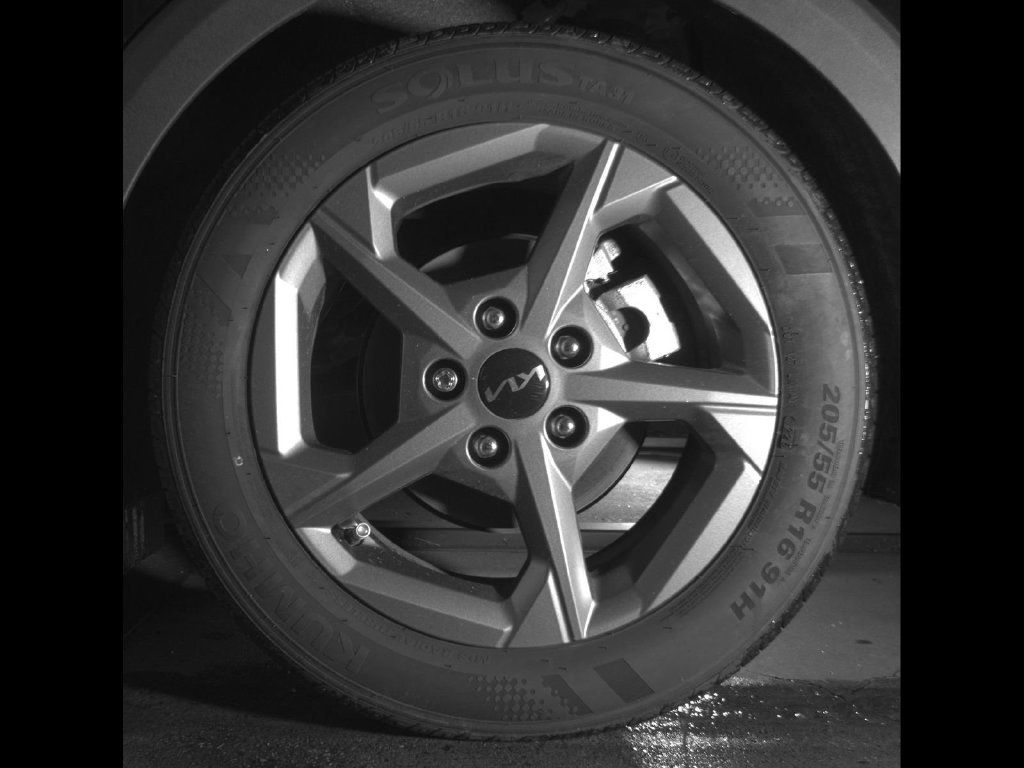 Used 2025 Kia K4 FWD image 2