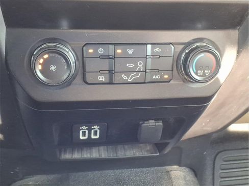Used 2019 Ford F350 XLT w/ XLT Value Package image 22