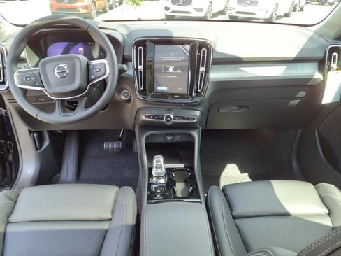 New 2025 Volvo XC40 B5 Plus w/ Protection Package Premier image 8