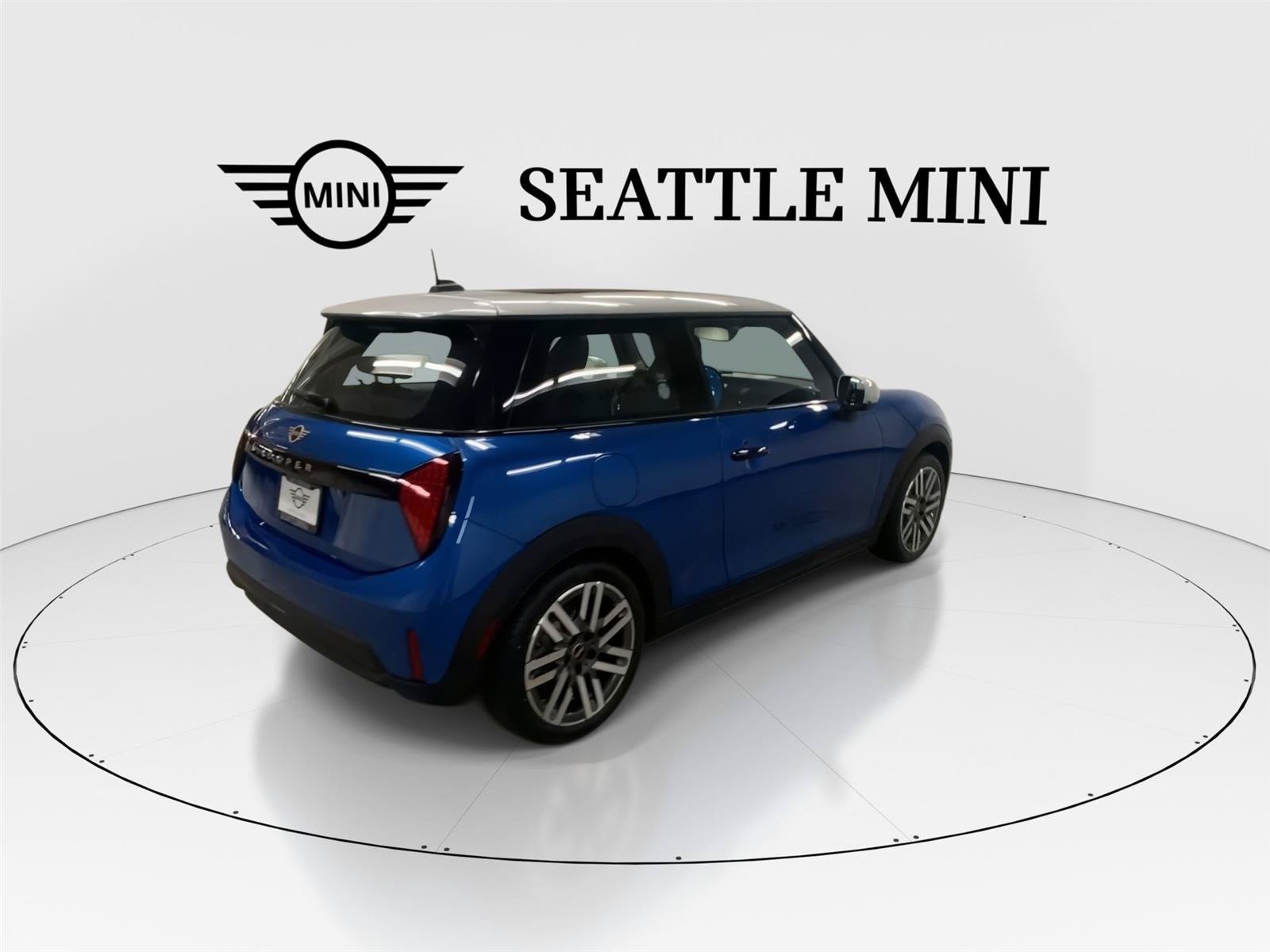 New 2026 MINI Cooper 2-Door Hardtop FWD image 11