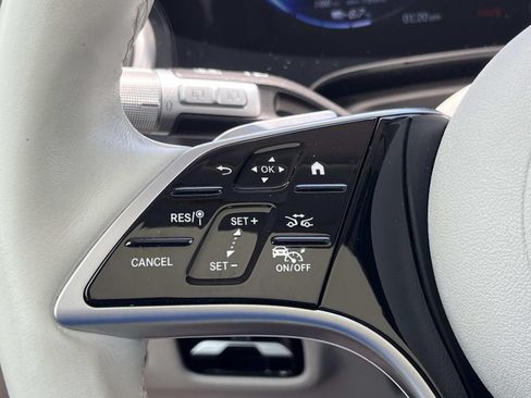 Certified 2023 Mercedes-Benz EQS 580 4MATIC SUV image 28