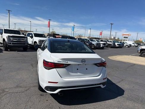 Used 2024 Nissan Sentra SR FWD image 8