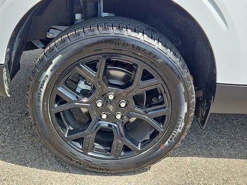 Used 2026 Ford Maverick Lariat w/ Black Appearance Package AWD/4WD image 8