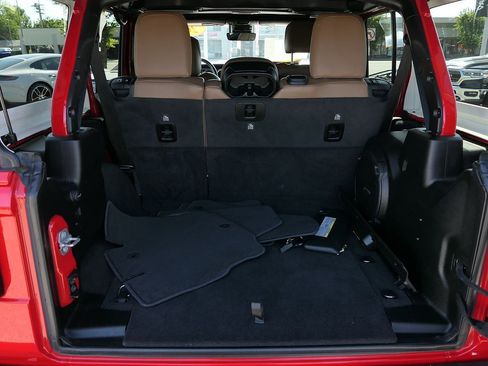 Used 2021 Jeep Wrangler Unlimited Rubicon AWD/4WD image 21