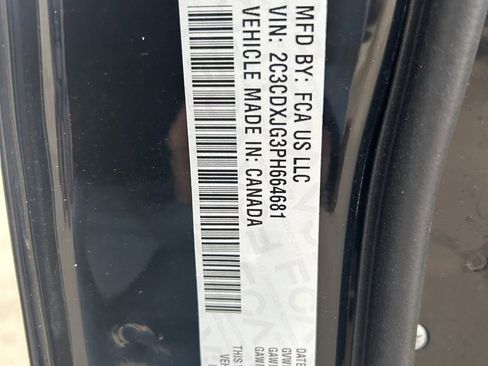 Used 2023 Dodge Charger SXT w/ Blacktop Package image 11